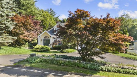 50 Middlebrooks Ave, Town Of Trumbull, Connecticut 06611