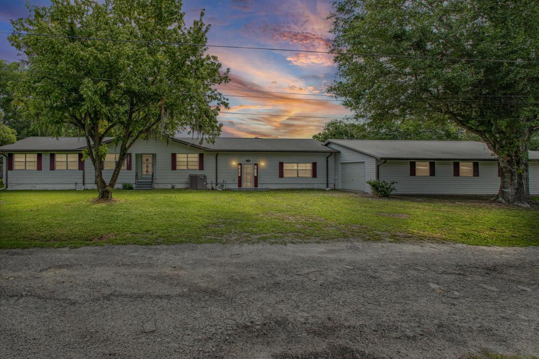 250 Crescent Lane, Crescent City, Florida 32112, USA