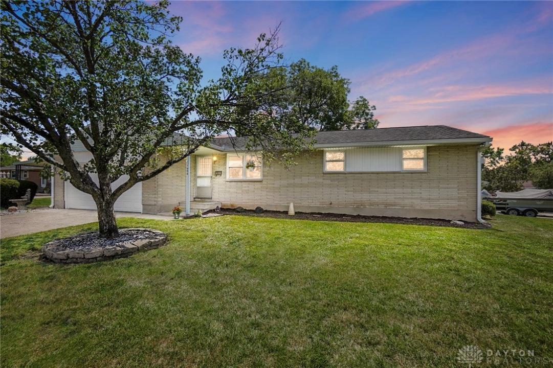 1006 Clayton Court, New Carlisle, Ohio 45344