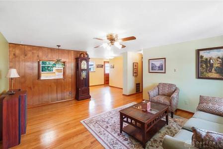 1006 Clayton Court, New Carlisle, Ohio 45344