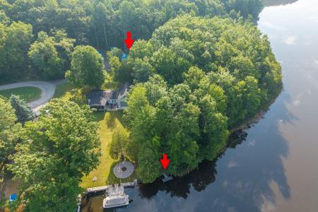 1051 Vallado Dr., Weidman, Michigan 48893, Estados Unidos