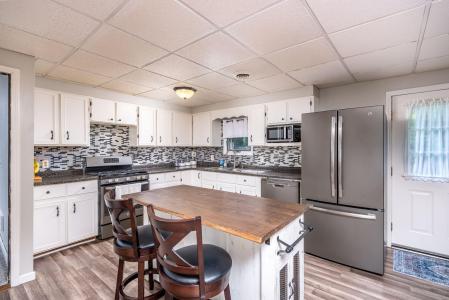 1051 Vallado Dr., Weidman, Michigan 48893, Estados Unidos