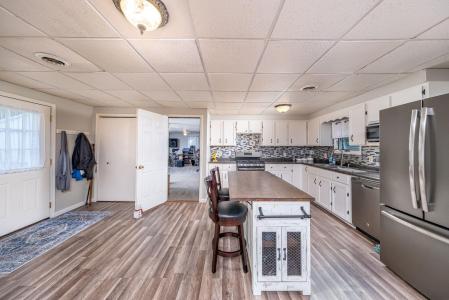 1051 Vallado Dr., Weidman, Michigan 48893, Estados Unidos