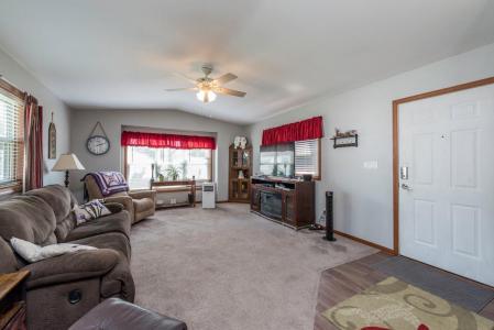 3189 Jeanette Avenue, Park City, 일리노이 60085, 미국