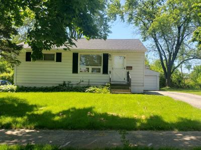 2701 Iroquois Road, Waukegan, Illinois 60087