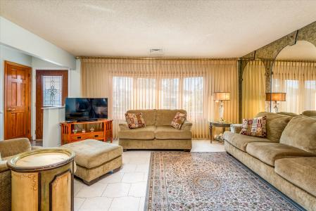 91-04 156th Avenue, Howard Beach, ניו יורק 11414, ארצות הברית של אמריקה