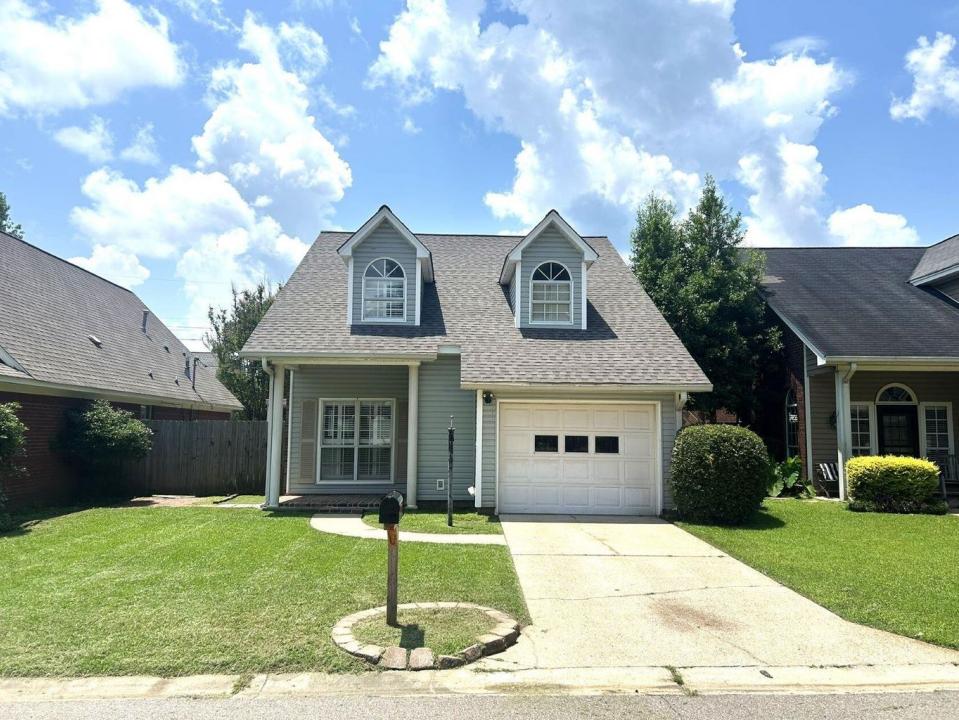 50 Honeysuckle Lane, Columbus, Mississippi 39705