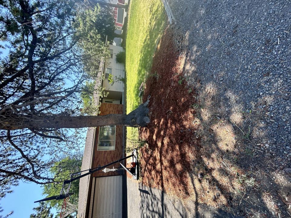 6214 BRYANT AVE., Klamath Falls, Oregon 97603, États-Unis