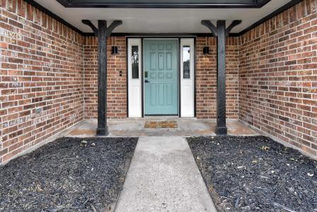 510 Daffodil Street, Lake Jackson, Texas 77566