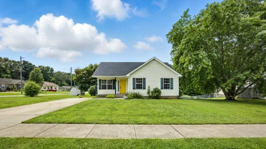 468 Caney Ln, Clarksville, Tennessee 37040