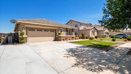 13849 Jackson Street, Oak Hills, 加州 92344, 美國