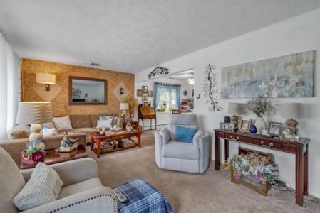 30 Lakeside Avenue, Bloomingdale, New Jersey 07403