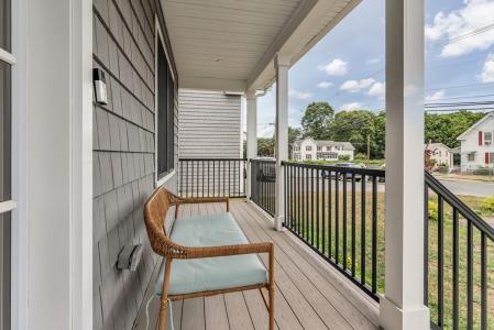 29 Grove St , B, Hudson, Massachusetts 01749