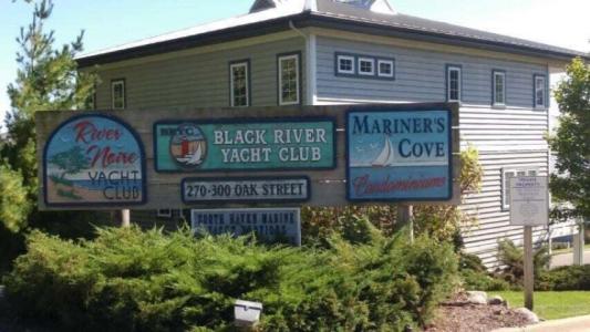 300 Oak Street , #55, South Haven, Michigan 49090, USA