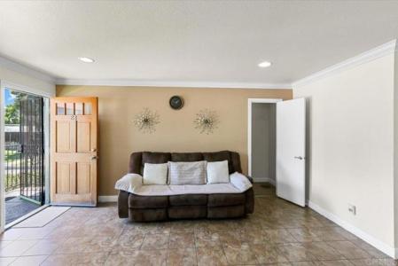 390 N 1st St , 23, El Cajon, 加利福尼亚州 92021, 美国
