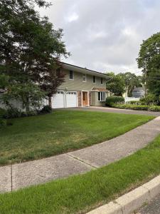 147 Wayne Street, Hauppauge, Nova Iorque 11788, Estados Unidos