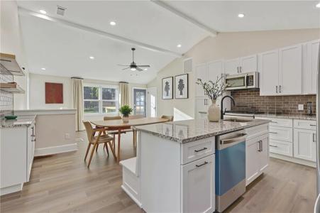 256 Sharney Lane NE, Kennesaw, Géorgie 30144, États-Unis