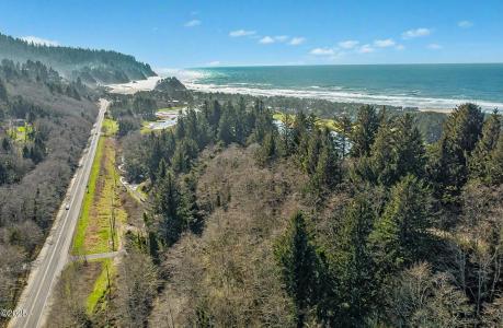 VL 6500 Hill Crest Drive, Neskowin, Oregon 97149, USA