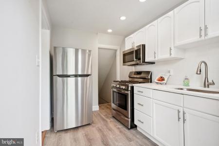 2146 S Oakland Street S, Arlington, Virginia 22204, USA