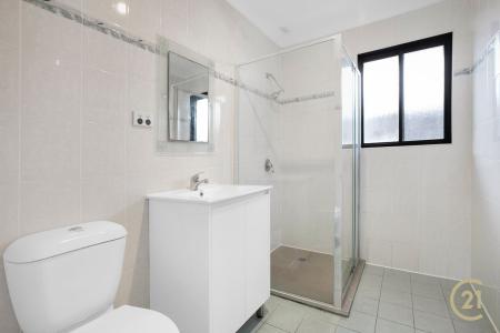 12 Bracknell Road, Canley Heights, NSW 2166, Australie