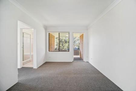 4/66 Seventh Avenue, Campsie, NSW 2194, Australien