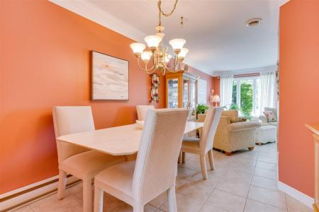 532 Rue Allard, Sherbrooke (Fleurimont), 魁北克省 J1G 5G1, 加拿大