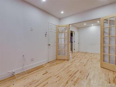 2585-2587 Rue Desmarteau, Montréal (Mercier/Hochelaga-Maisonneuve), Quebec H1L 4N2, Canadá
