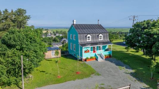 8 Rue Talbot, L'Isle-Verte, Quebec G0L 1K0, Kanada