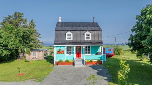 8 Rue Talbot, L'Isle-Verte, Quebec G0L 1K0, Kanada