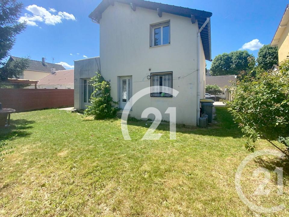 Villiers Le Bel, Île-de-France 95400, アキタン