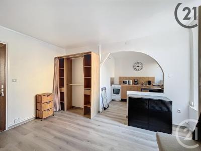 Melun, Île-de-France 77000, France