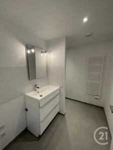 Montrouge, Île-de-France 92120, France