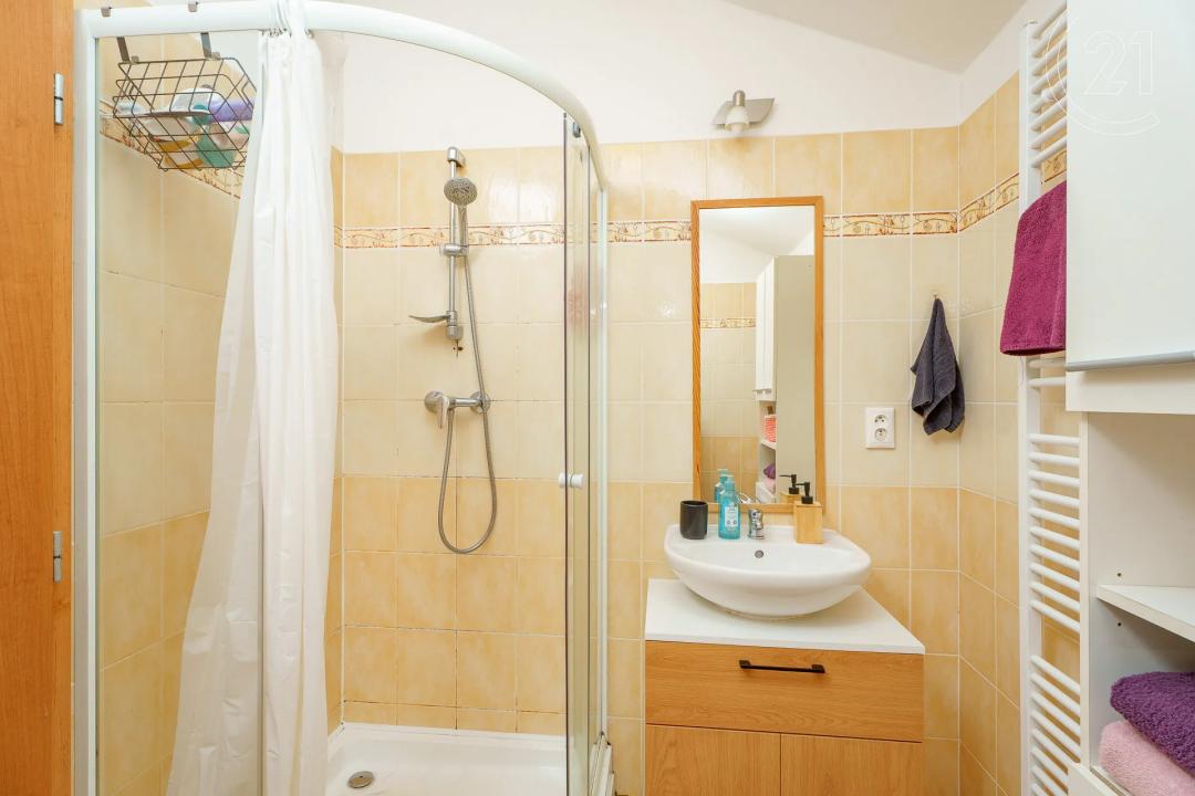Unhošťská, Hostivice, Praha-západ 25301, Republika Czeska