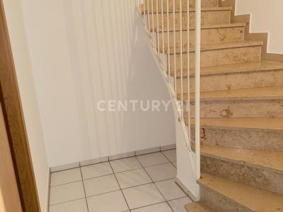 Allinger Straße 147, Puchheim, Bayern 82178, Deutschland