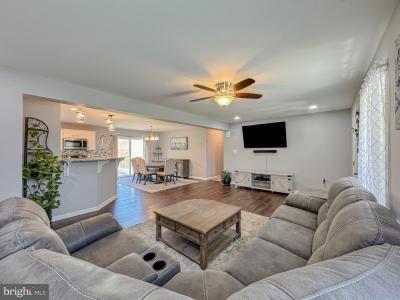 361 Kings Highway, King George, Wirginia 22485, USA