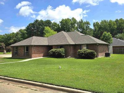 307 Bob White, Pittsburg, 텍사스 75686, 미국