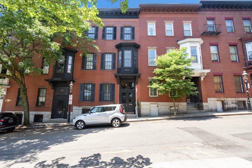 48 Mount Vernon Street #3, Boston, Massachusetts 02129