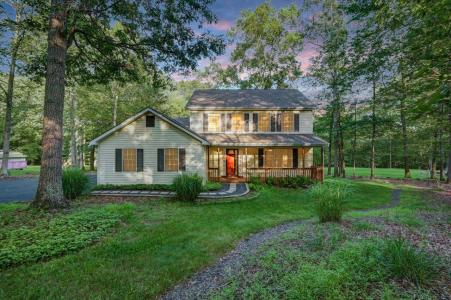 119 Savage Trail, East Stroudsburg, Pennsylvania 18301