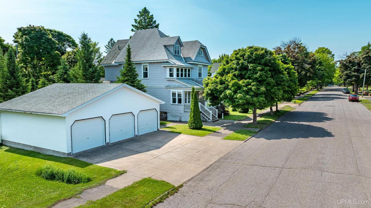 208 Pewabic St, Laurium, Michigan 49913, HOA KỲ