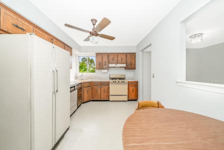 227 N Walnut Street, Massapequa, 纽约州 11758, 美国