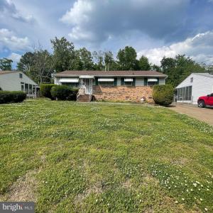417 Rondtop Avenue, Petersburg, Virginia 23803, USA