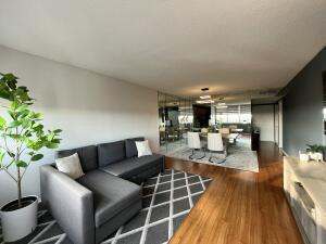 1301 NE Miami Gardens Drive Unit# 1103w, North Miami Beach, Florida 33179, Stati Uniti