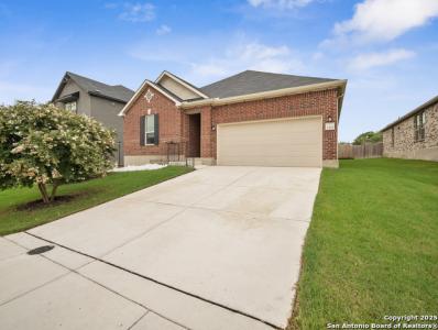 220 Shadow Terrace, Universal City, Texas 78148, USA