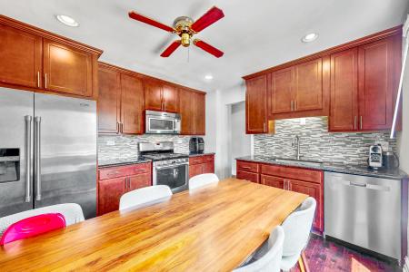982 N Wheeling Road, Mount Prospect, إلينوي 60056, الولايات المتحدة
