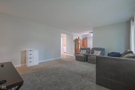 2881 S Catalina Drive, Columbus, Индиана 47201, Соединенные Штаты