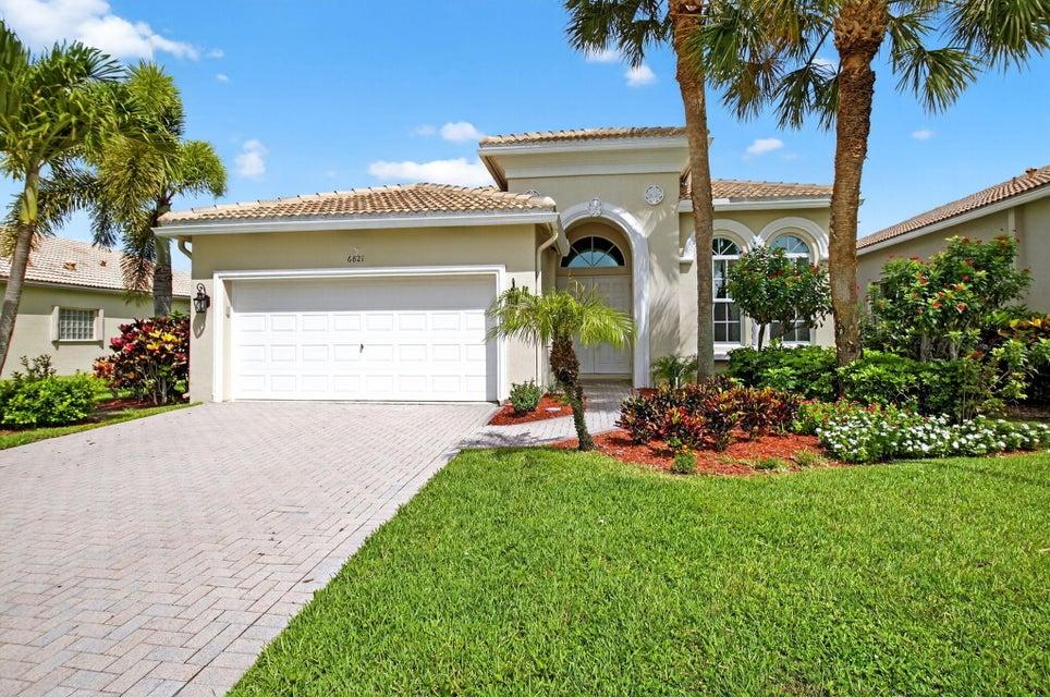 6821 Southport Drive, Boynton Beach, Floryda 33472, USA