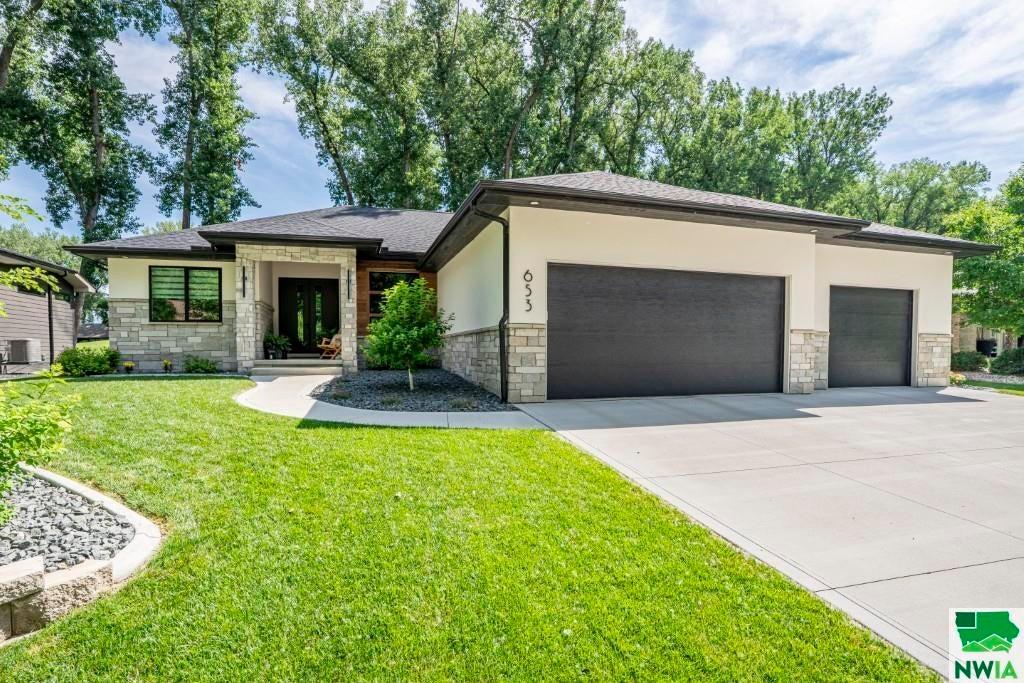 653 E Sawgrass Trl, Dakota Dunes, Dakota Do Sul 57049, Estados Unidos