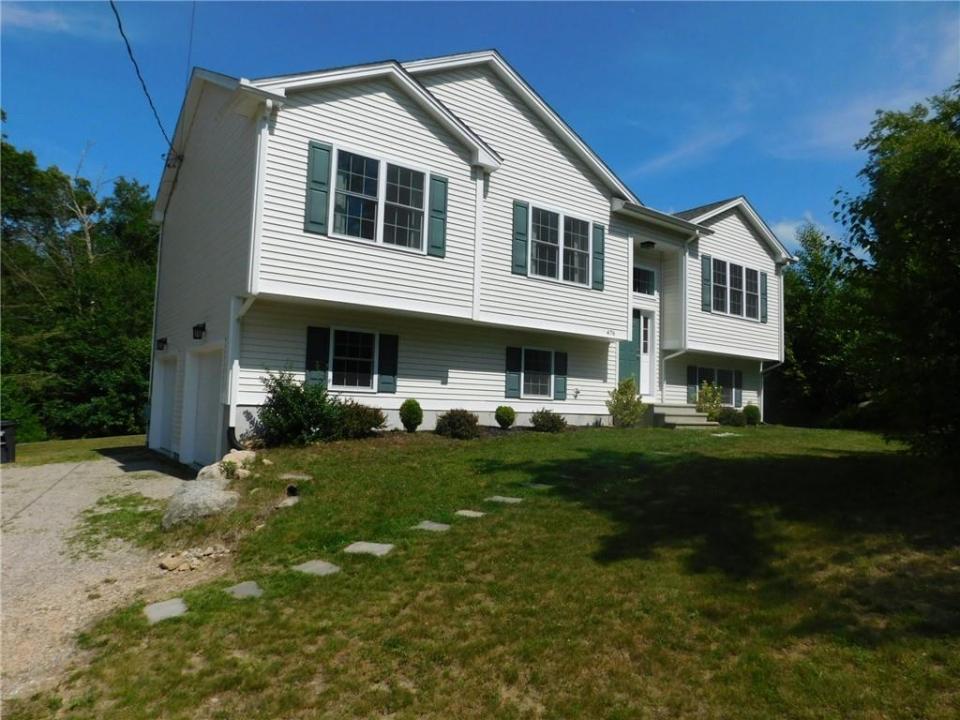 476 Ledge Road, Coventry, Rhode Island 02816