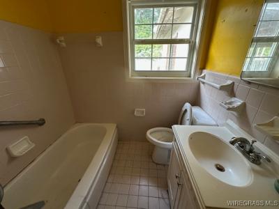 934 Sunset Boulevard, Elba, Alabama 36323, USA