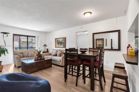 9730 Hammocks Blvd 201-28, Miami, 플로리다 33196, 미국